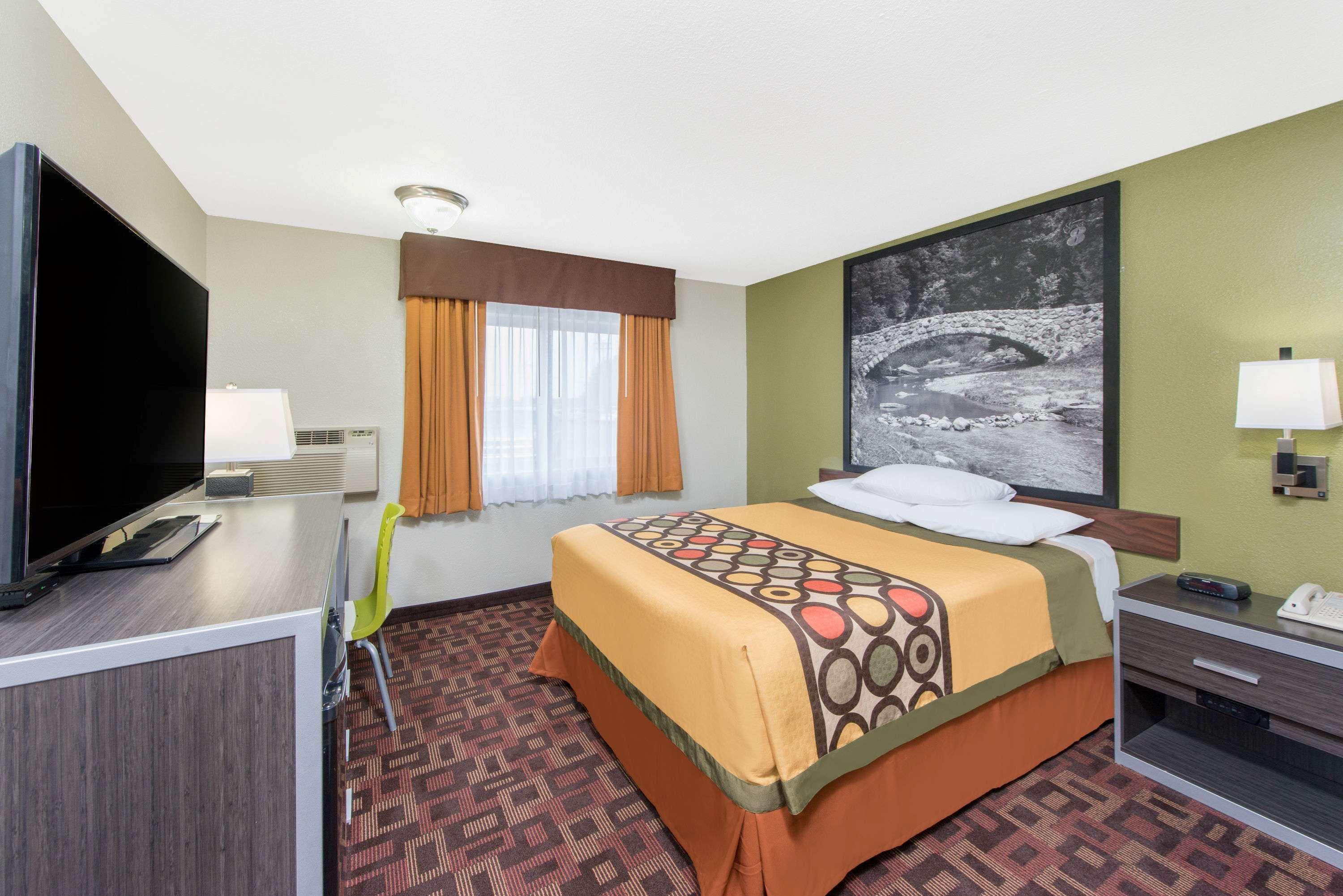 Super 8 By Wyndham Moberly Mo Motel Dış mekan fotoğraf