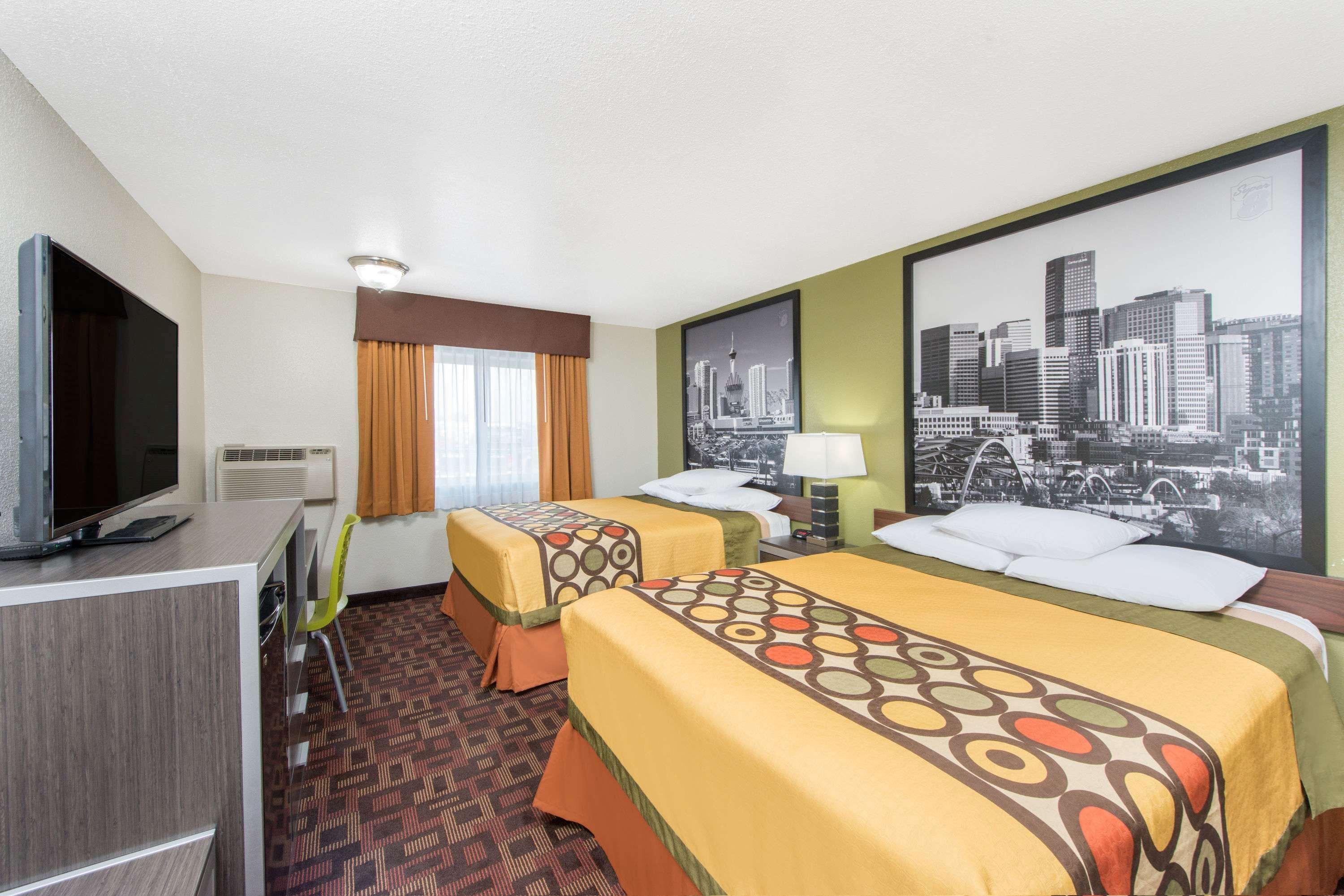 Super 8 By Wyndham Moberly Mo Motel Dış mekan fotoğraf