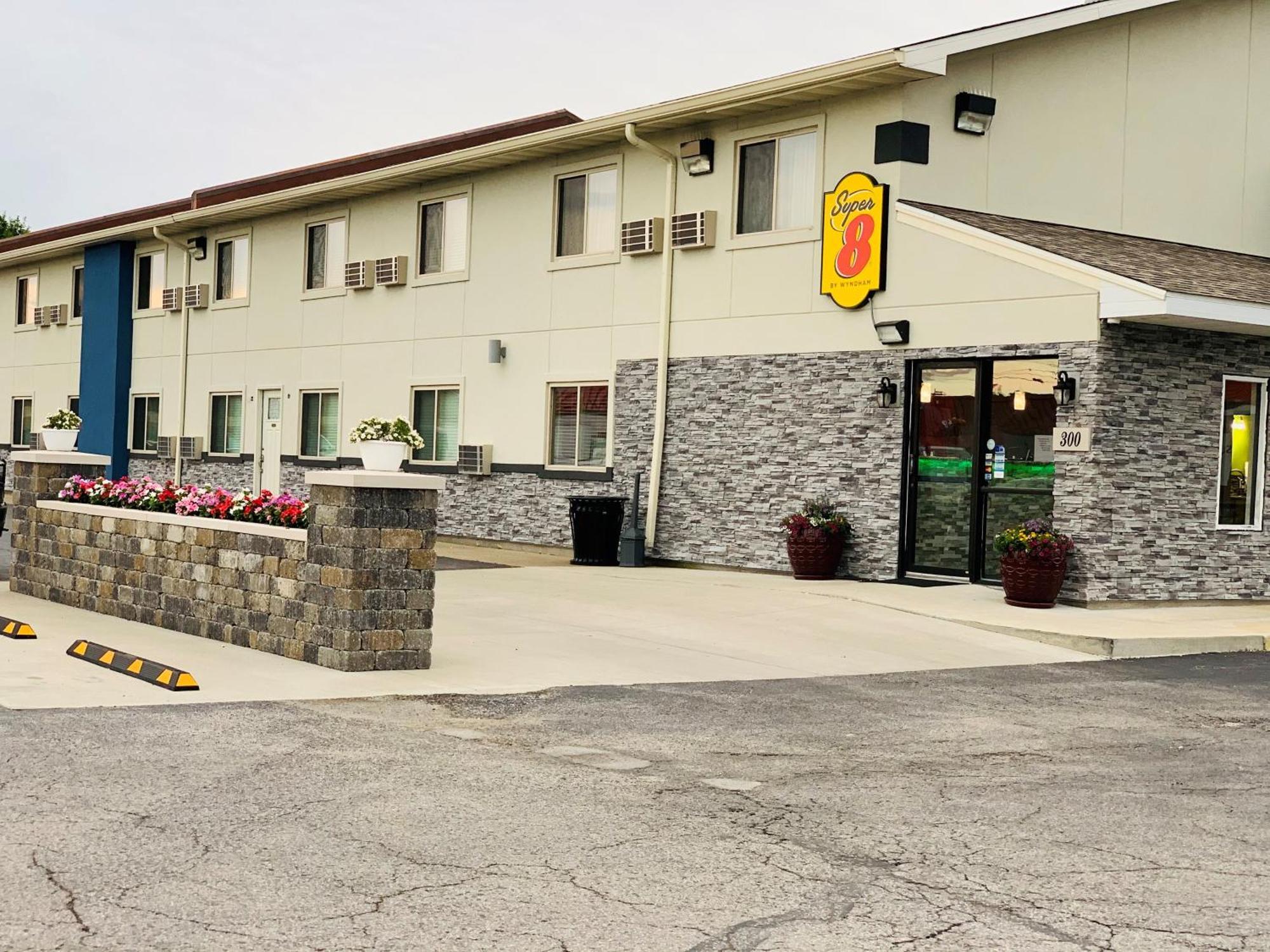 Super 8 By Wyndham Moberly Mo Motel Dış mekan fotoğraf