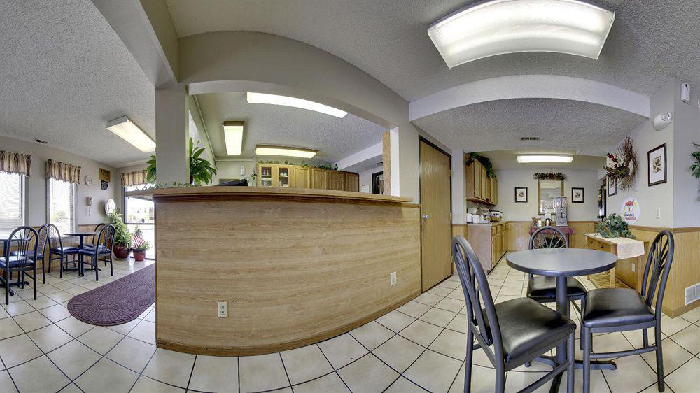 Super 8 By Wyndham Moberly Mo Motel Dış mekan fotoğraf